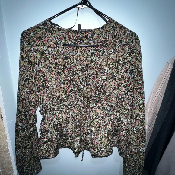 Vero Moda long sleeve blouse size small - Picture 2 of 4